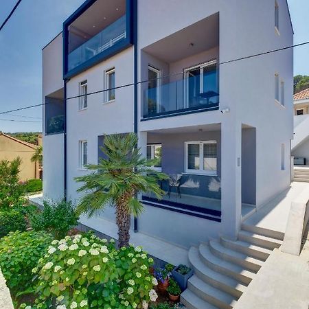Apartments Hemetek 베리로신즈 외부 사진