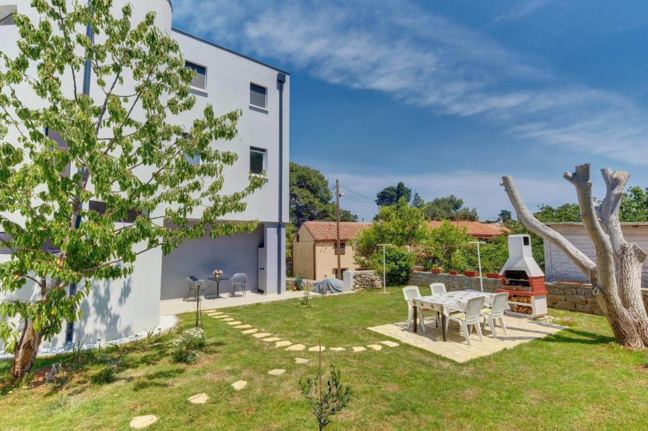 Apartments Hemetek 베리로신즈 외부 사진