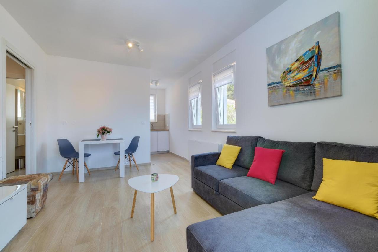 Apartments Hemetek 베리로신즈 외부 사진