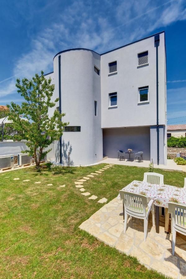 Apartments Hemetek 베리로신즈 외부 사진